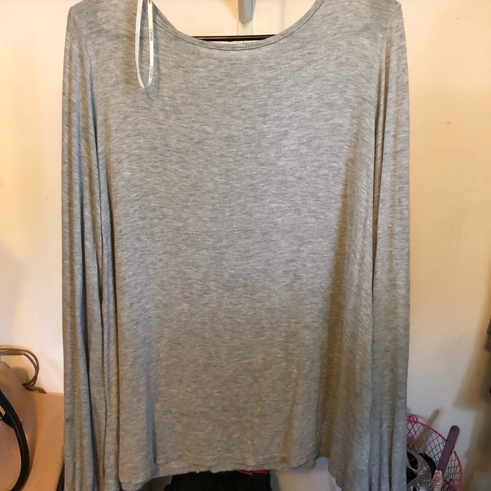 Grey Long sleeve shirt